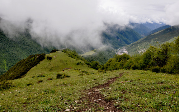 群山 峽谷