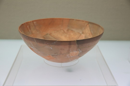 陶碗