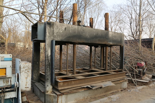 破舊機(jī)器 廢工廠 廢棄機(jī)械