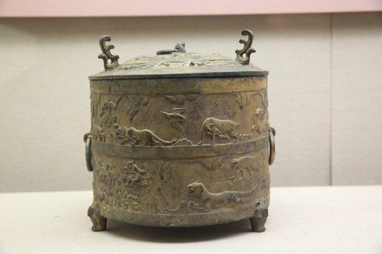 胡傅溫酒樽