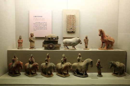 騎俑