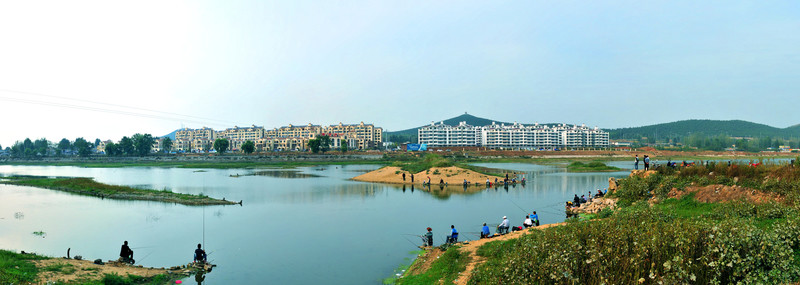 河岸風(fēng)景  垂釣