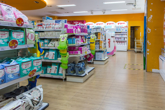 母嬰店內(nèi)景