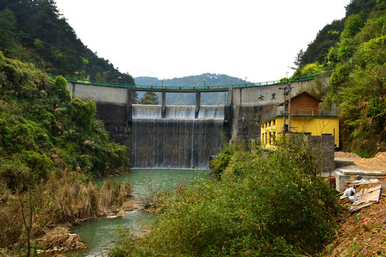 水庫堤壩