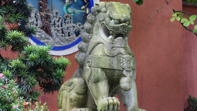 石獅子