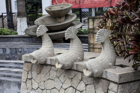 魚 噴水 造型 園林