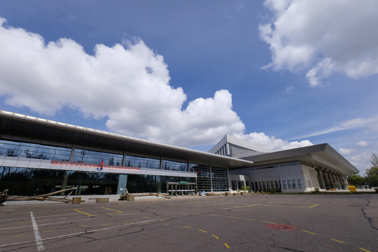 伊寧機場