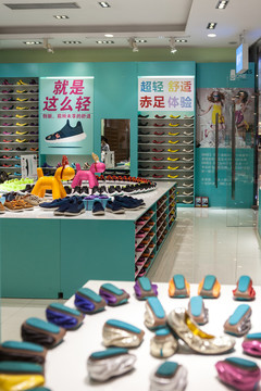 鞋店 鞋墻 陳列