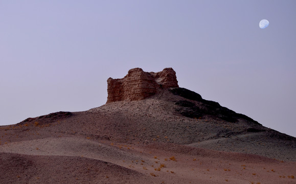 古城遺址