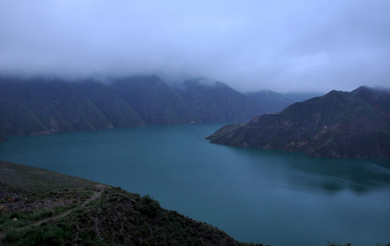 河山