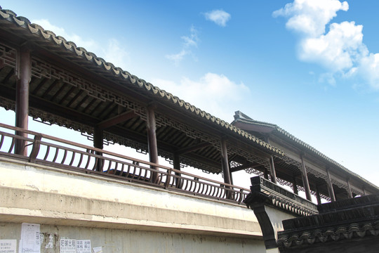 藍天白云