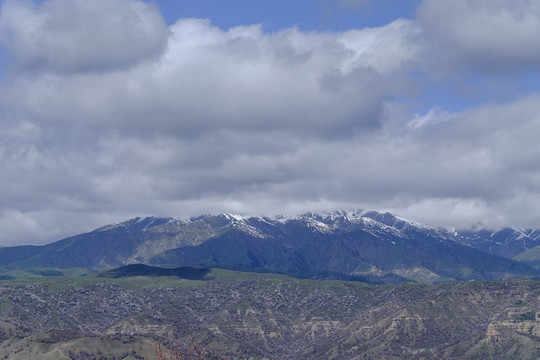 天山