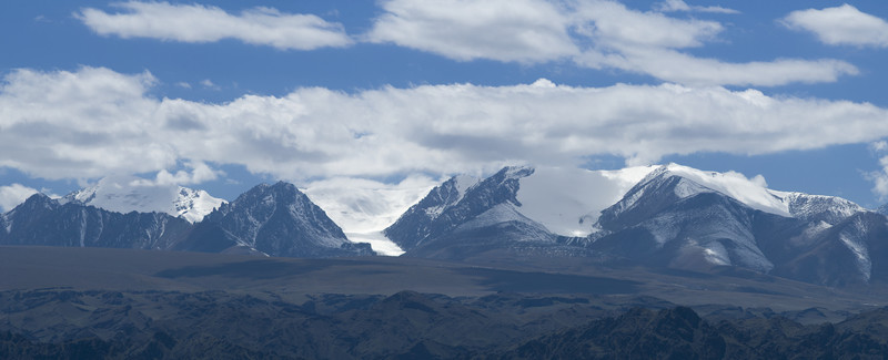 天山山脈