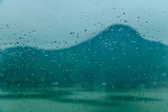 朦朧海島