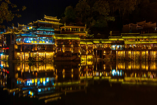 鳳凰古城夜景