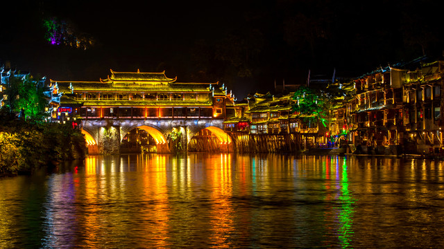 鳳凰古城夜景