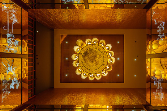 香格里拉谷神養(yǎng)生大酒店