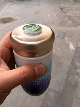 保溫杯