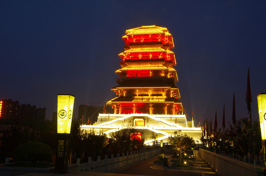 西安漢城湖景區(qū)夜景