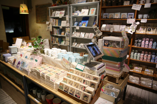 特色小店內(nèi)景