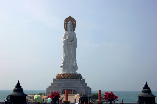 海上觀音塑像