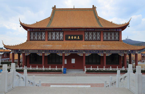 黑龍江巴彥靈隱寺