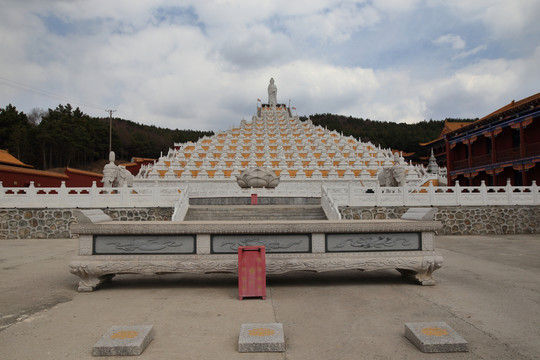 黑龍江巴彥靈隱寺
