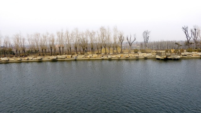河岸風景