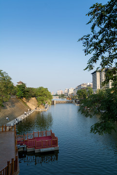 西安城墻護(hù)城河