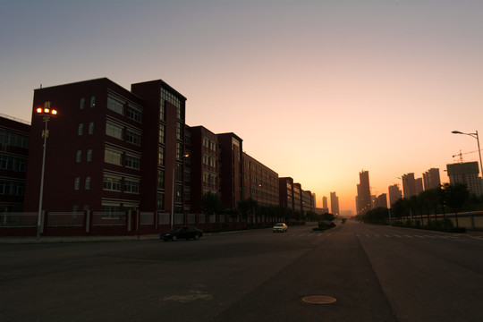 城市余暉