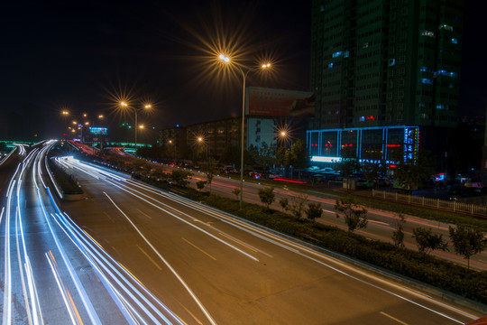 公路夜景