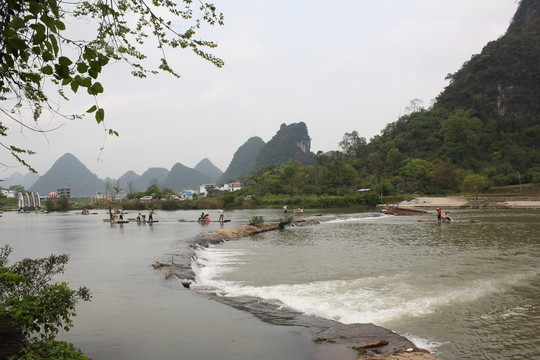 遇龍河