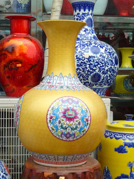 瓷器花瓶