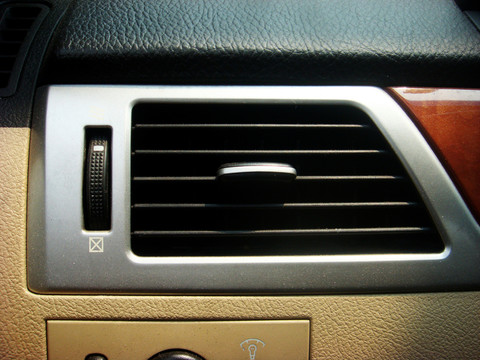 汽車空調(diào)口