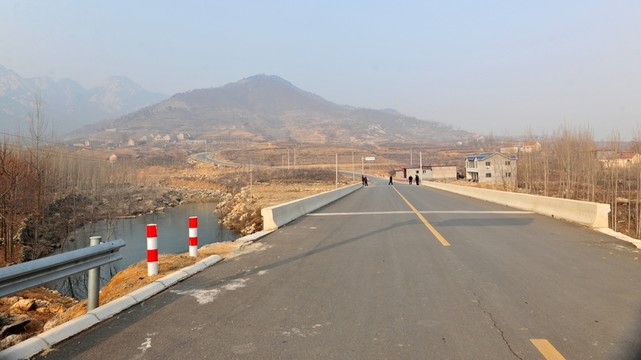 道路