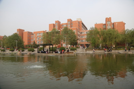 河南 鄭州大學(xué) 211學(xué)校