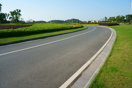 道路