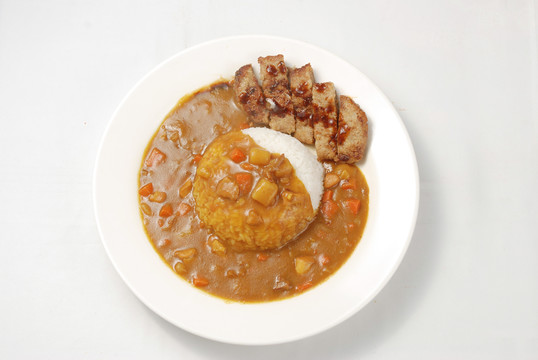 咖喱牛肉餅飯