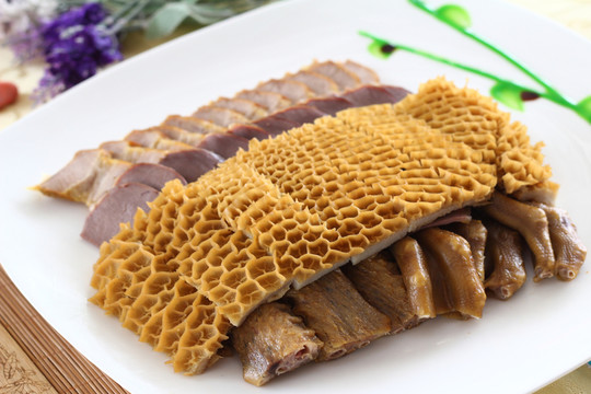 鹵味拼盤