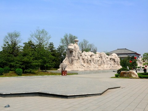 大禹治水群雕