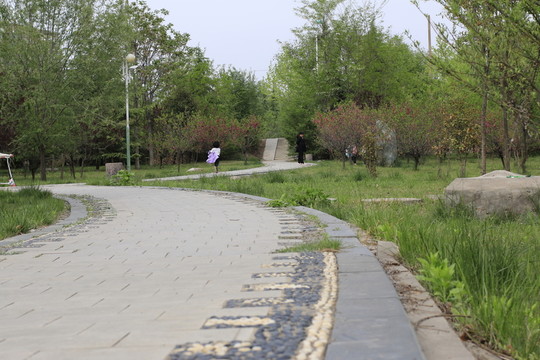 石板路