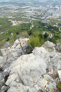 山石