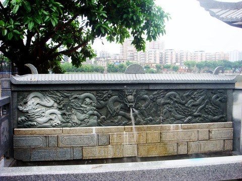 龍雕塑