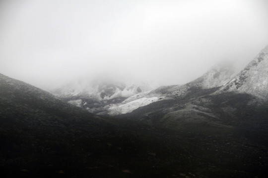 川藏雪山