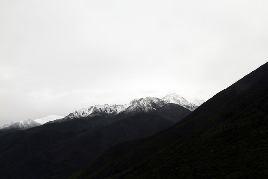 川藏雪山
