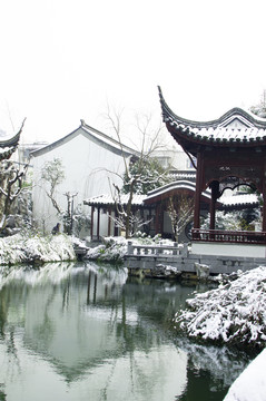 瞻園雪景亭子