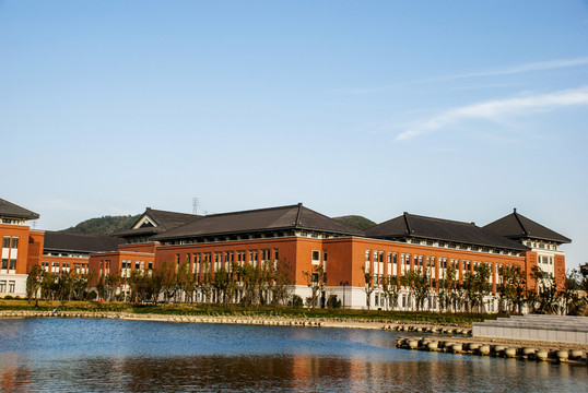 天空 云彩 建筑 大學(xué) 校園