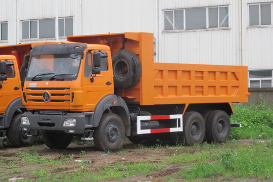 北奔重卡自卸車