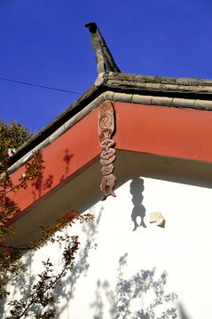 屋脊風(fēng)格