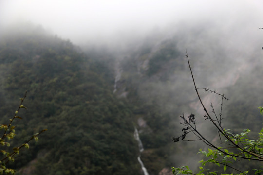 霧山